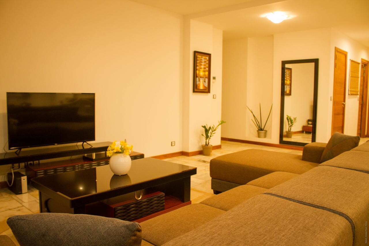 טואמסינה The Streamliner Hotel Apartment מראה חיצוני תמונה