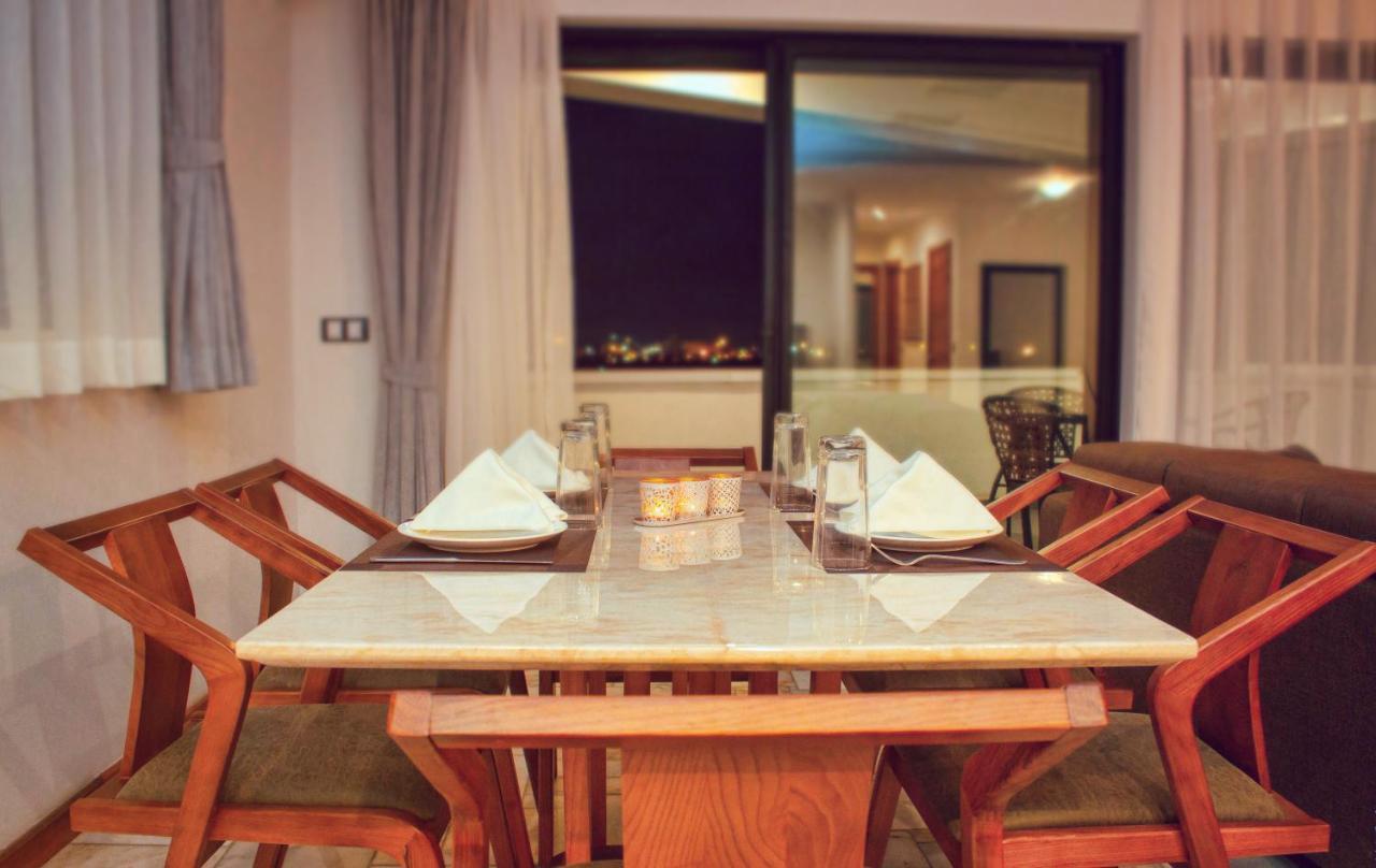 טואמסינה The Streamliner Hotel Apartment מראה חיצוני תמונה